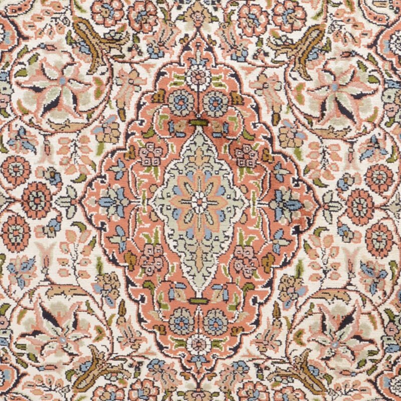 Indian Oriental Rug 79 × 121 cm, Silk, hand-knotted — view 4