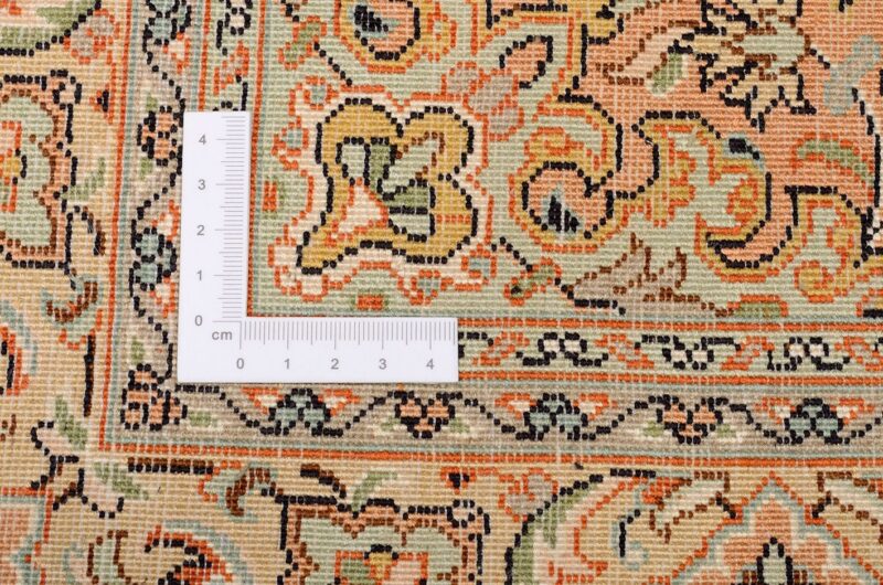 Indian Oriental Rug 80 × 469 cm, Silk, hand-knotted — view 3 Indian Oriental Rug 80 × 469 cm, Silk, hand-knotted — view 3