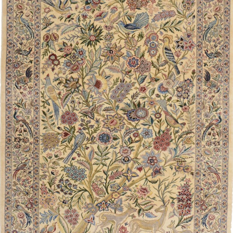 Isfahan Oriental Rug 124 × 175 cm, Wool, hand-knotted — view 2 Isfahan Oriental Rug 124 × 175 cm, Wool, hand-knotted — view 2