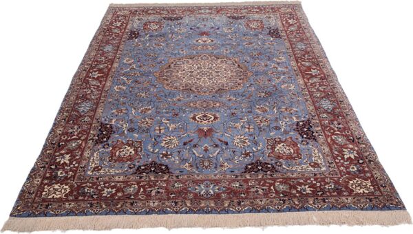 Isfahan Oriental Rug 210 × 332 cm, Silk, hand-knotted — view 2 Isfahan Oriental Rug 210 × 332 cm, Silk, hand-knotted — view 2
