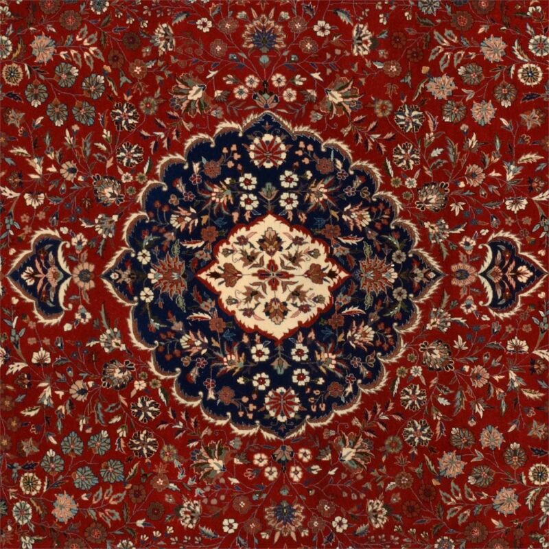 Isfahan Oriental Rug 245 × 325 cm, Wool, hand-knotted — view 4
