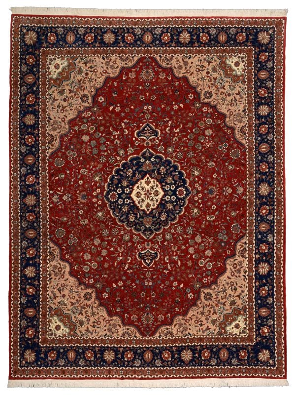 Isfahan Oriental Rug 245 × 325 cm, Wool, hand-knotted