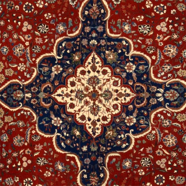Isfahan Oriental Rug 282 × 378 cm, Wool, hand-knotted — view 4