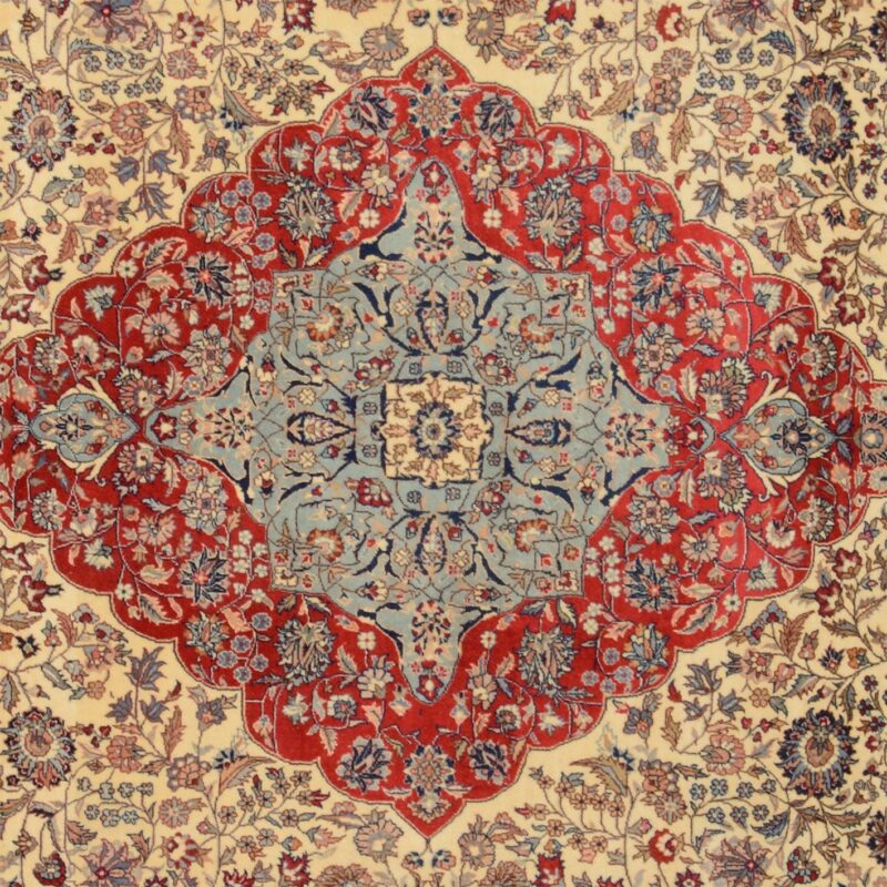 Isfahan Oriental Rug 284 × 367 cm, Wool, hand-knotted — view 4