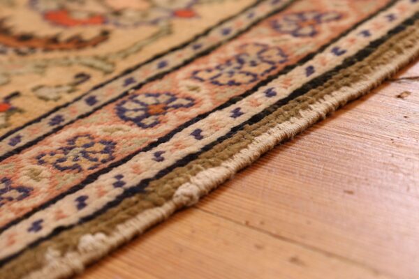 Kayseri Oriental Rug 117 × 178 cm, Silk, hand-knotted, antique — view 6