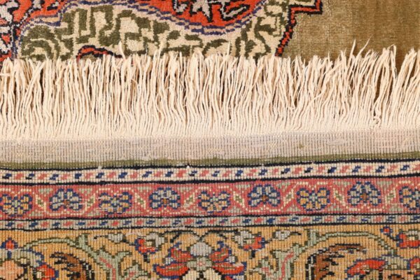 Kayseri Oriental Rug 117 × 178 cm, Silk, hand-knotted, antique — view 7
