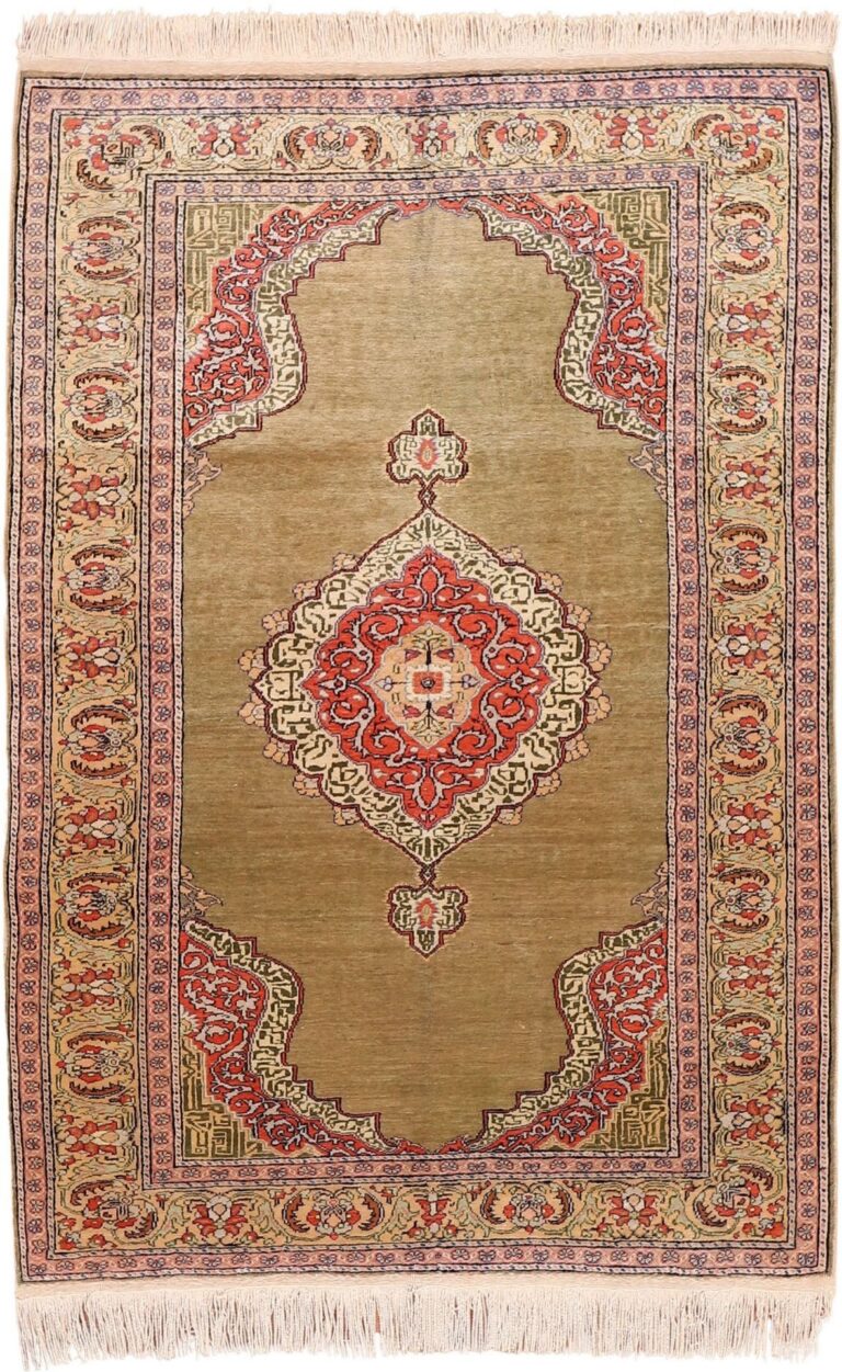 Kayseri Oriental Rug 117 × 178 cm, Silk, hand-knotted, antique