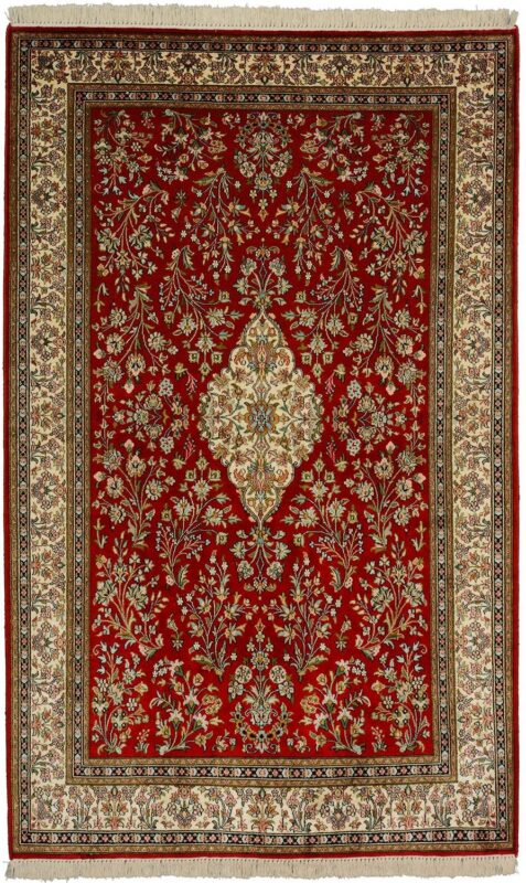 Kashmir Oriental Rug 125 × 201 cm, Silk, hand-knotted Kashmir Oriental Rug 125 × 201 cm, Silk, hand-knotted