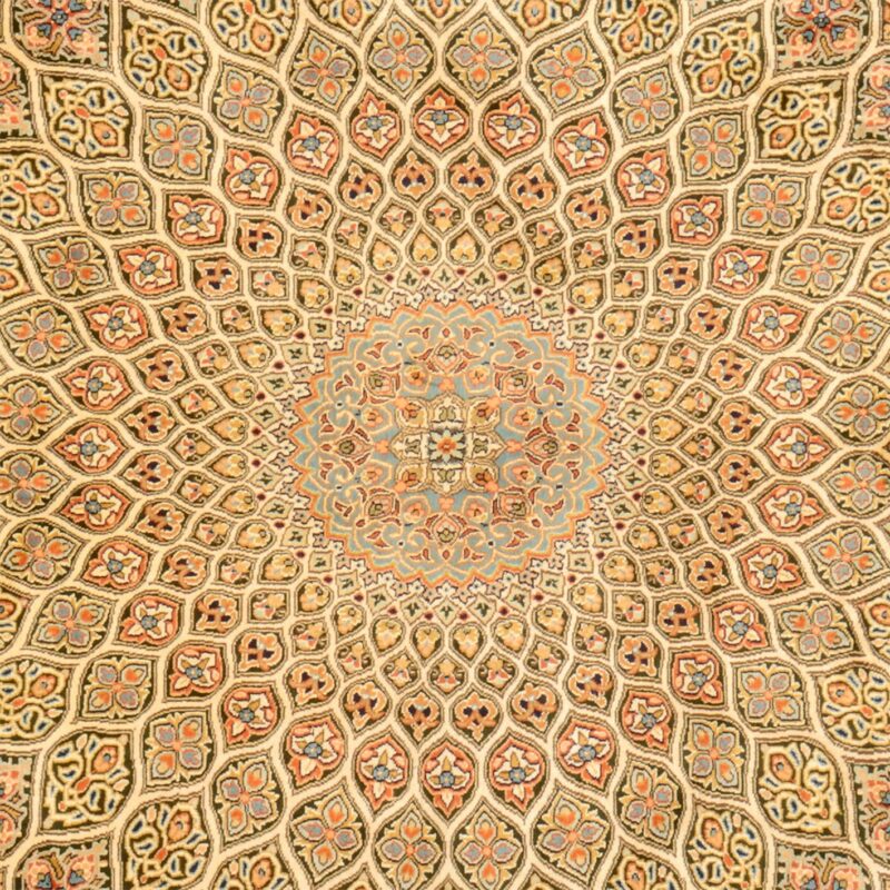 Kashmir Oriental Rug 129 × 279 cm, Silk, hand-knotted — view 4 Kashmir Oriental Rug 129 × 279 cm, Silk, hand-knotted — view 4