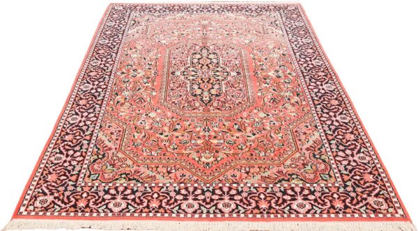 Kashmir Oriental Rug 153 × 245 cm, Silk, hand-knotted — view 4