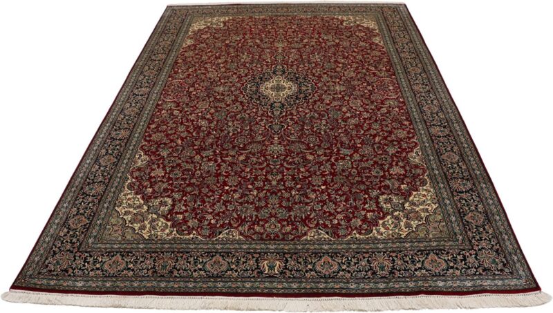 Kashmir Oriental Rug 154 × 226 cm, Silk, hand-knotted — view 7 Kashmir Oriental Rug 154 × 226 cm, Silk, hand-knotted — view 7