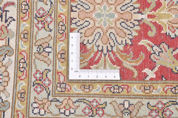 Kashmir Oriental Rug 156 × 217 cm, Silk, hand-knotted — view 4