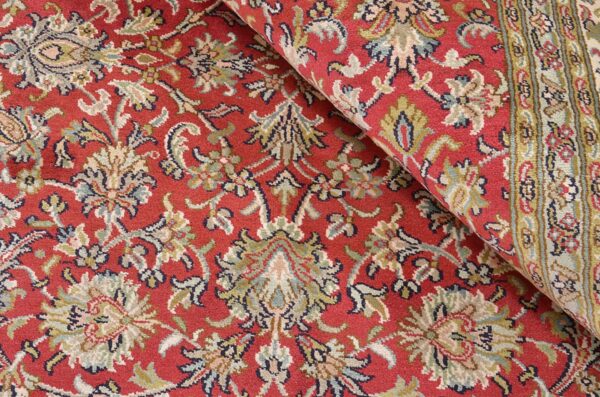 Kashmir Oriental Rug 156 × 217 cm, Silk, hand-knotted — view 5