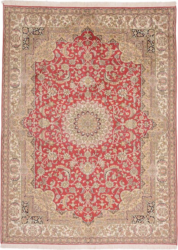 Kashmir Oriental Rug 157 × 212 cm, Silk, hand-knotted Kashmir Oriental Rug 157 × 212 cm, Silk, hand-knotted