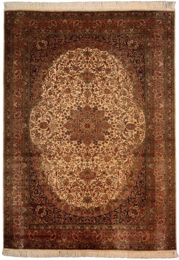 Kashmir Oriental Rug 158 × 219 cm, Silk, hand-knotted