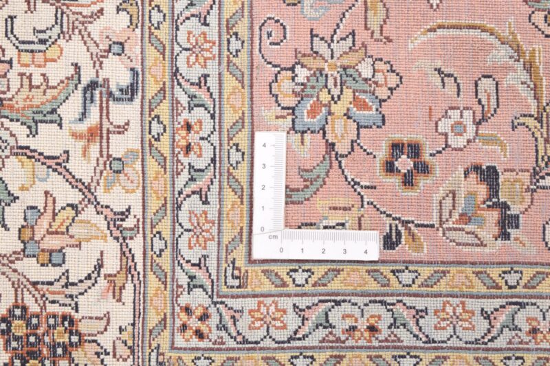 Kashmir Oriental Rug 166 × 243 cm, Silk, hand-knotted, pastel — view 3