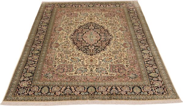 Kashmir Oriental Rug 169 × 247 cm, Silk, hand-knotted — view 2