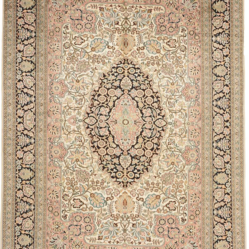Kashmir Oriental Rug 169 × 247 cm, Silk, hand-knotted — view 6