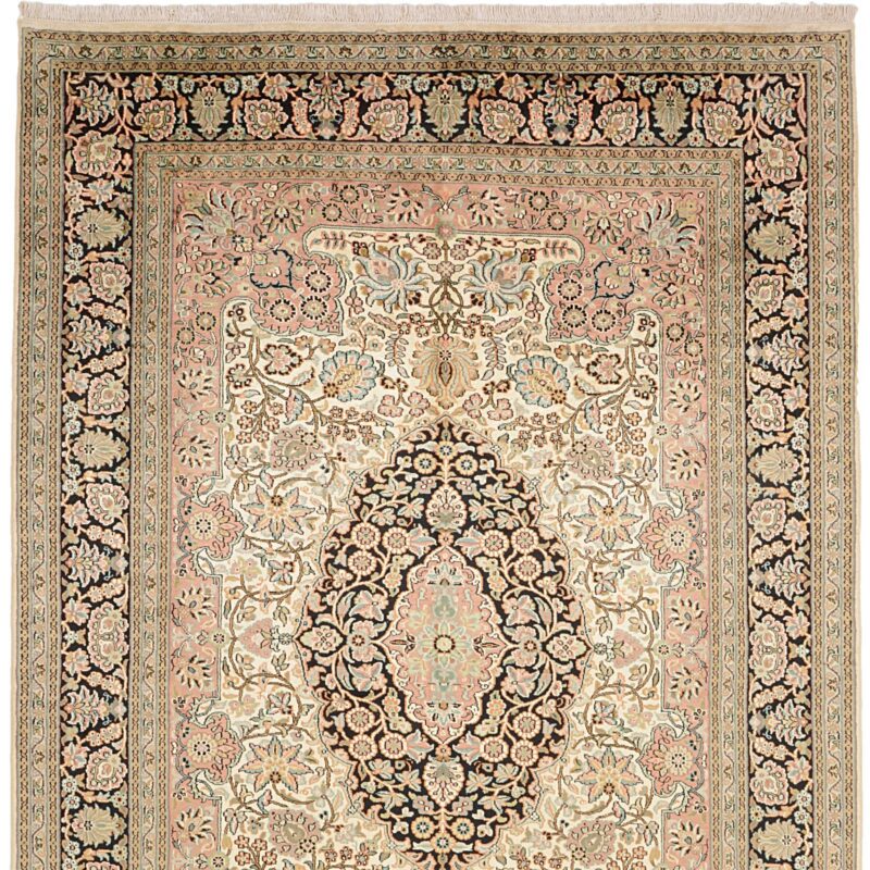 Kashmir Oriental Rug 169 × 247 cm, Silk, hand-knotted — view 7