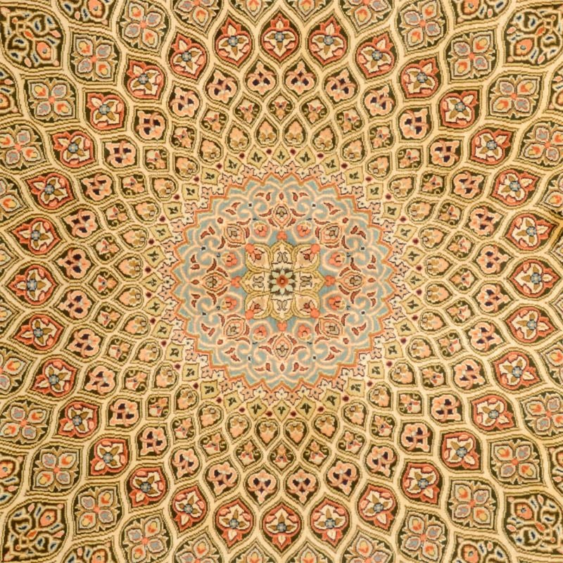 Kashmir Oriental Rug 170 × 257 cm, Silk, hand-knotted — view 4 Kashmir Oriental Rug 170 × 257 cm, Silk, hand-knotted — view 4