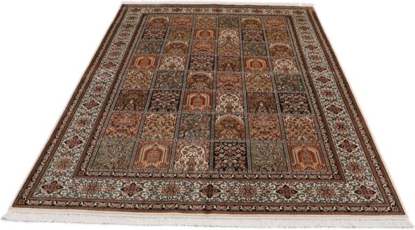 Kashmir Oriental Rug 172 × 246 cm, Silk, hand-knotted — view 7
