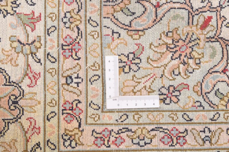Kashmir Oriental Rug 174 × 250 cm, Silk, Multicolor, hand-knotted — view 4