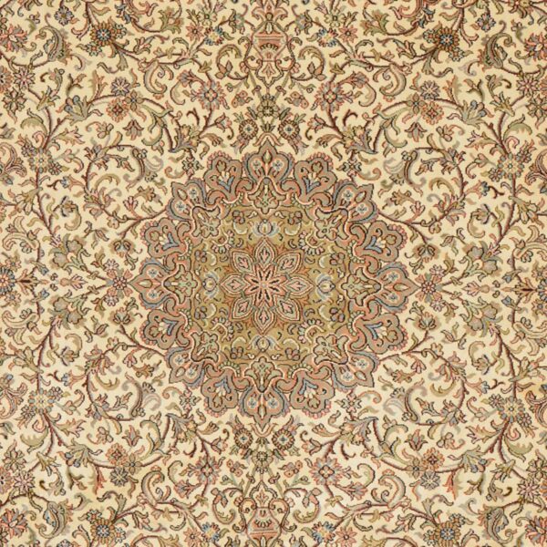 Kashmir Oriental Rug 176 × 252 cm, Silk, hand-knotted — view 4