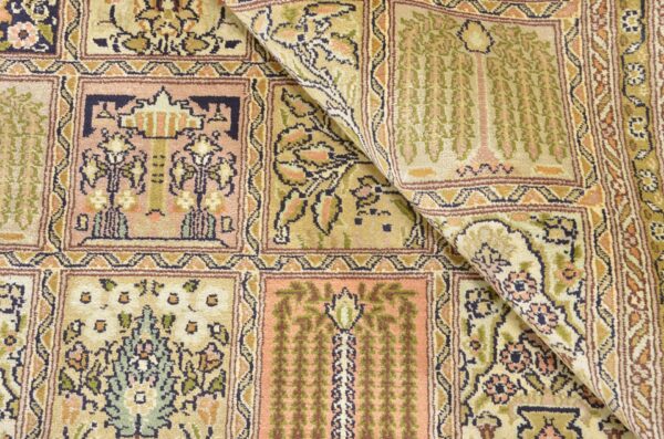 Kashmir Oriental Rug 185 × 275 cm, Silk, hand-knotted — view 4