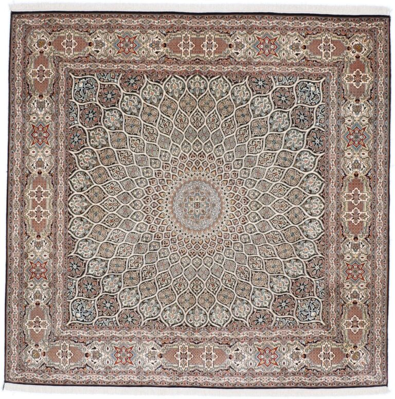 Kashmir Oriental Rug 187 × 183 cm, Silk, hand-knotted