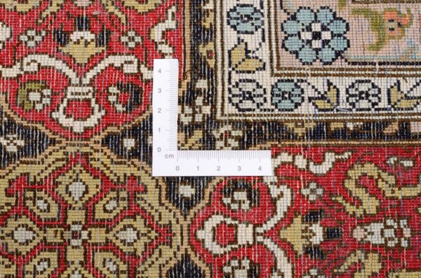 Kashmir Oriental Rug 187 × 276 cm, Silk, hand-knotted — view 3