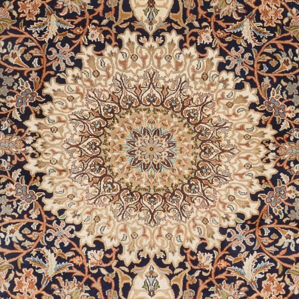 Kashmir Oriental Rug 187 × 282 cm, Silk, hand-knotted — view 5