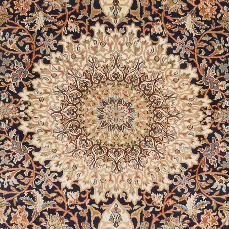 Kashmir Oriental Rug 187 × 282 cm, Silk, hand-knotted — view 5