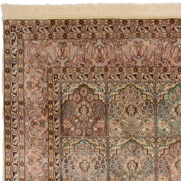 Kashmir Oriental Rug 190 × 278 cm, Silk, hand-knotted — view 6