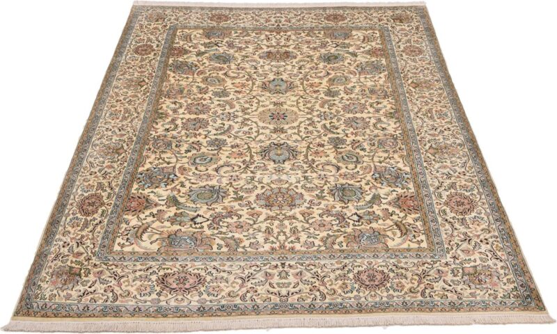 Kashmir Oriental Rug 193 × 276 cm, Silk, hand-knotted — view 2