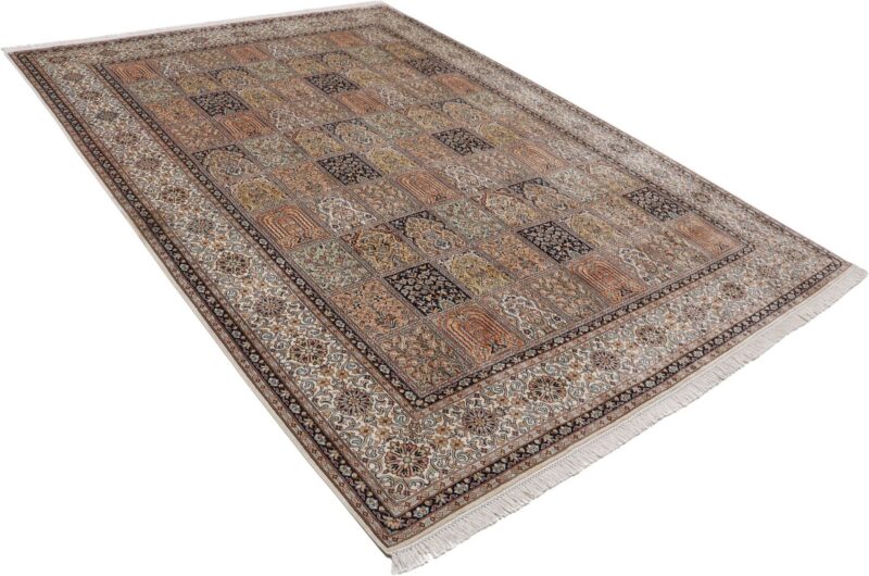Kashmir Oriental Rug 208 × 307 cm, Silk, hand-knotted, fine — view 4 Kashmir Oriental Rug 208 × 307 cm, Silk, hand-knotted, fine — view 4