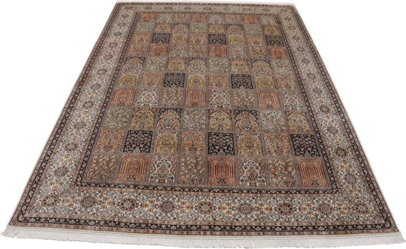 Kashmir Oriental Rug 208 × 307 cm, Silk, hand-knotted, fine — view 7 Kashmir Oriental Rug 208 × 307 cm, Silk, hand-knotted, fine — view 7
