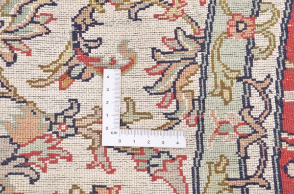 Kashmir Oriental Rug 213 × 213 cm, Silk, hand-knotted — view 4 Kashmir Oriental Rug 213 × 213 cm, Silk, hand-knotted — view 4
