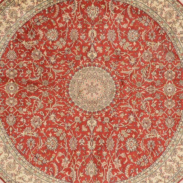 Kashmir Oriental Rug 213 × 213 cm, Silk, hand-knotted — view 6 Kashmir Oriental Rug 213 × 213 cm, Silk, hand-knotted — view 6