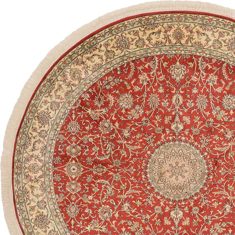 Kashmir Oriental Rug 213 × 213 cm, Silk, hand-knotted — view 7 Kashmir Oriental Rug 213 × 213 cm, Silk, hand-knotted — view 7