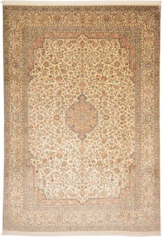 Kashmir Oriental Rug 214 × 310 cm, Silk, hand-knotted, pastel Kashmir Oriental Rug 214 × 310 cm, Silk, hand-knotted, pastel