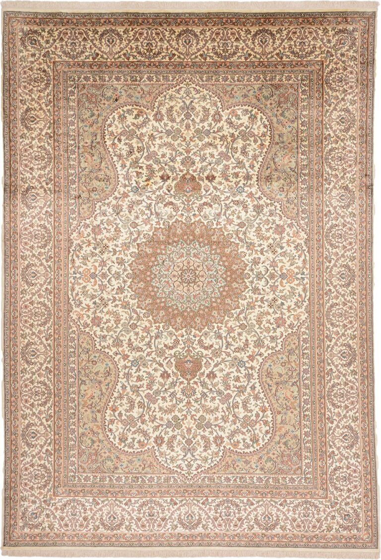 Kashmir Oriental Rug 214 × 311 cm, Silk, hand-knotted