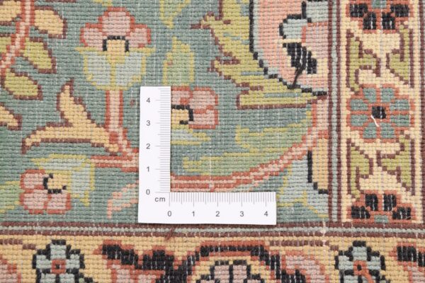 Kashmir Oriental Rug 214 × 312 cm, Silk, hand-knotted — view 3