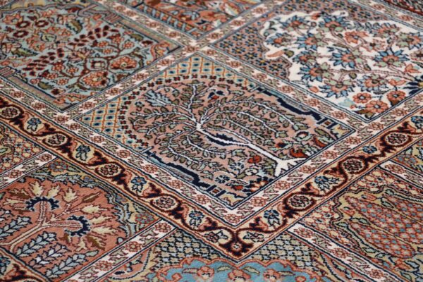 Kashmir Oriental Rug 215 × 301 cm, Silk, hand-knotted — view 5
