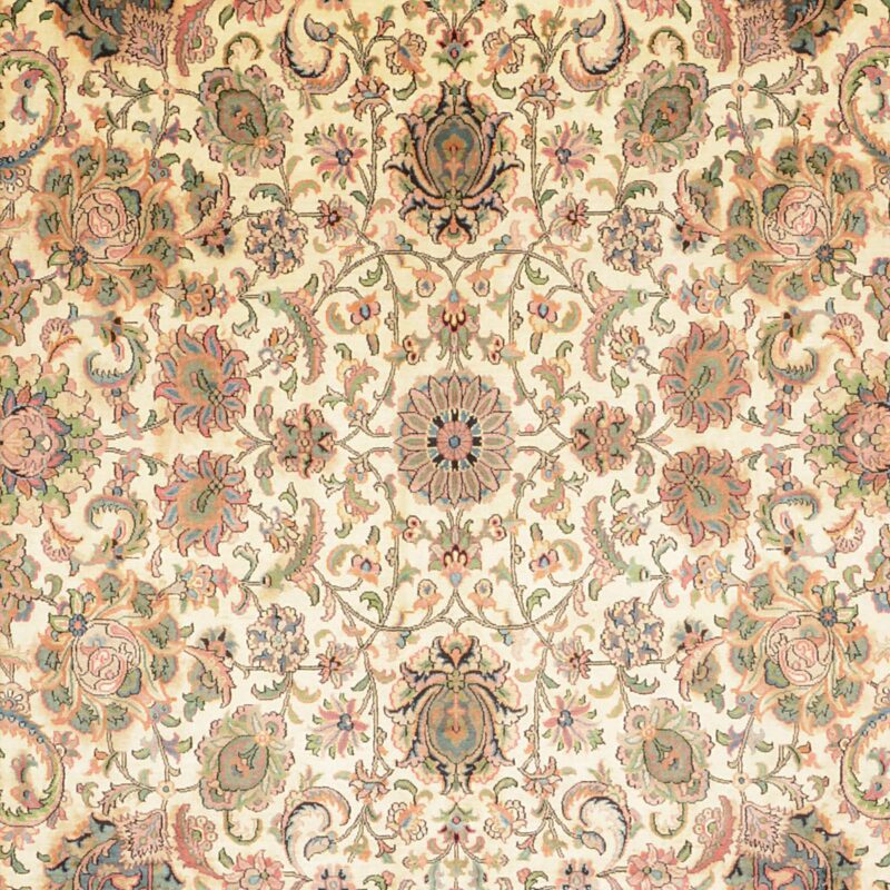 Kashmir Oriental Rug 216 × 305 cm, Silk, hand-knotted — view 4 Kashmir Oriental Rug 216 × 305 cm, Silk, hand-knotted — view 4