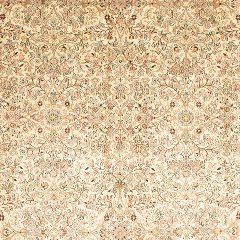 Kashmir Oriental Rug 216 × 313 cm, Silk, White/Beige, hand-knotted — view 3