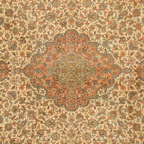 Kashmir Oriental Rug 221 × 313 cm, Silk, hand-knotted, pastel — view 4