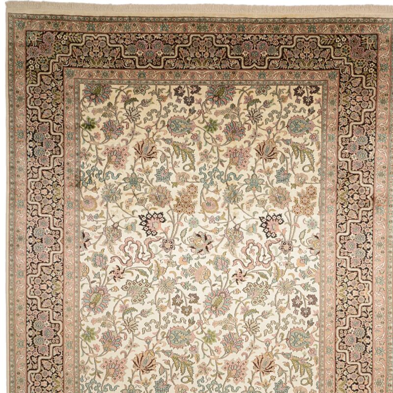 Kashmir Oriental Rug 228 × 330 cm, Silk, hand-knotted — view 6