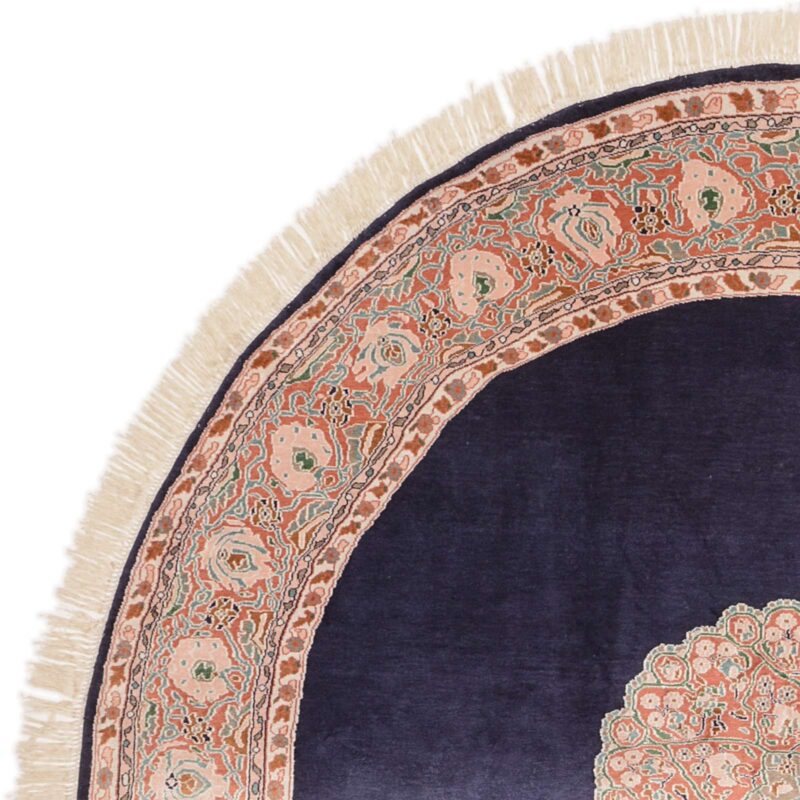 Kashmir Oriental Rug 240 × 240 cm, Silk, hand-knotted — view 5 Kashmir Oriental Rug 240 × 240 cm, Silk, hand-knotted — view 5