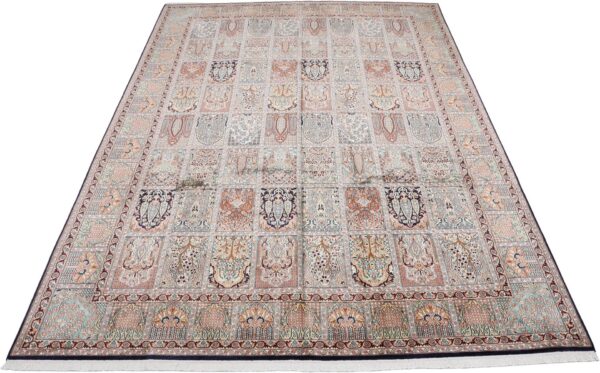 Kashmir Oriental Rug 240 × 336 cm, Silk, hand-knotted, refined — view 2