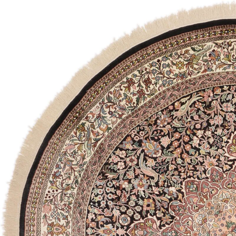 Kashmir Oriental Rug 243 × 243 cm, Silk, hand-knotted — view 5 Kashmir Oriental Rug 243 × 243 cm, Silk, hand-knotted — view 5